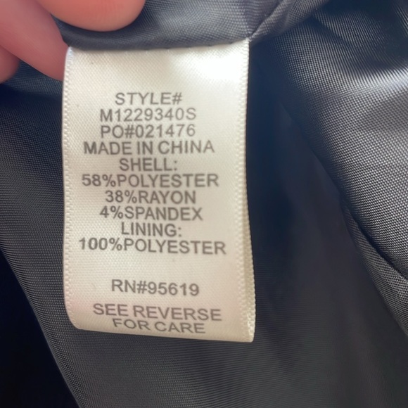 Studio JPR Blue Blazer with 1/2 cinched sleeves & Single Button Closure - med - Picture 6 of 7